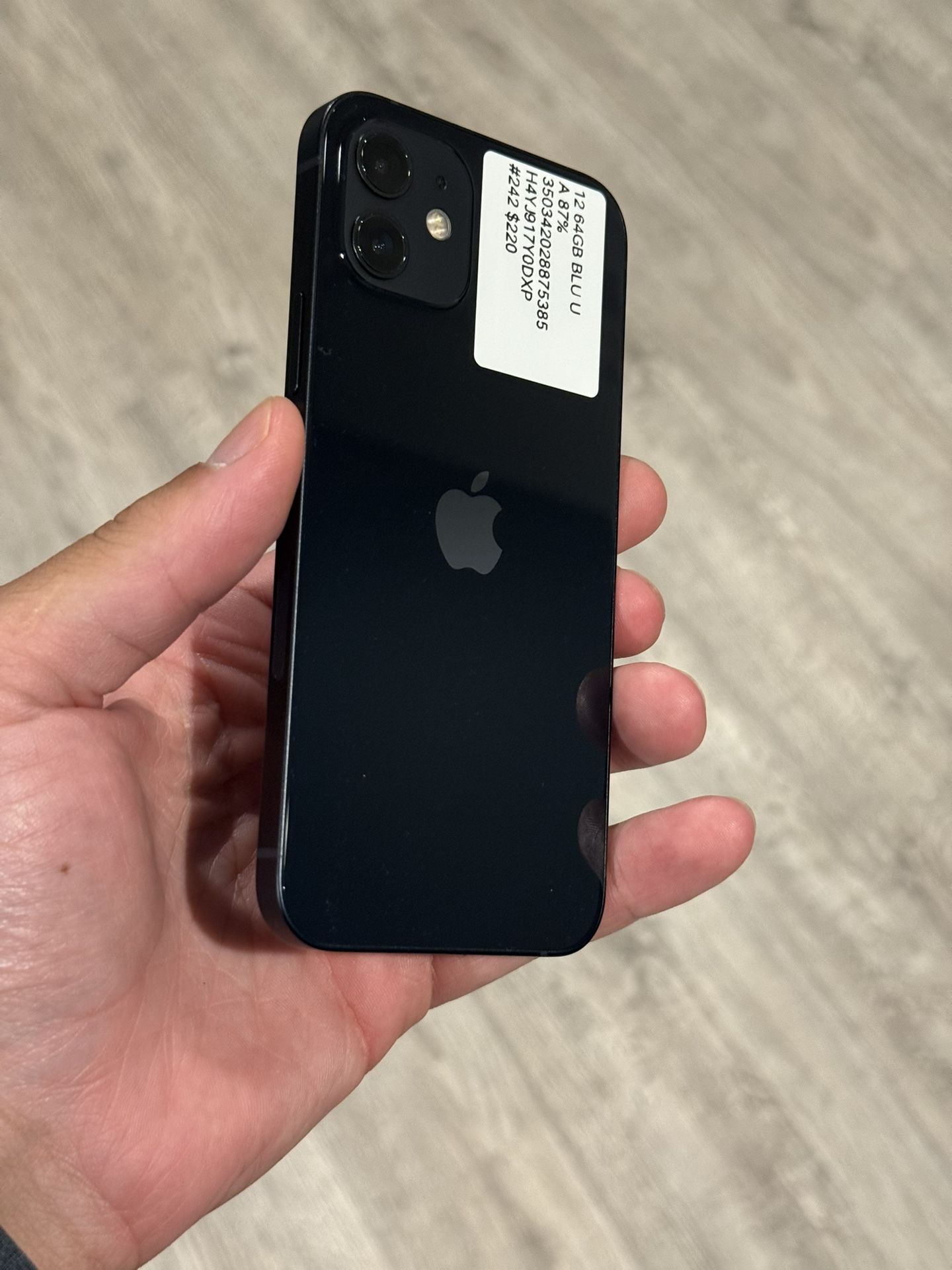 IPhone 12 UNLOCKED -128GB - Blue-