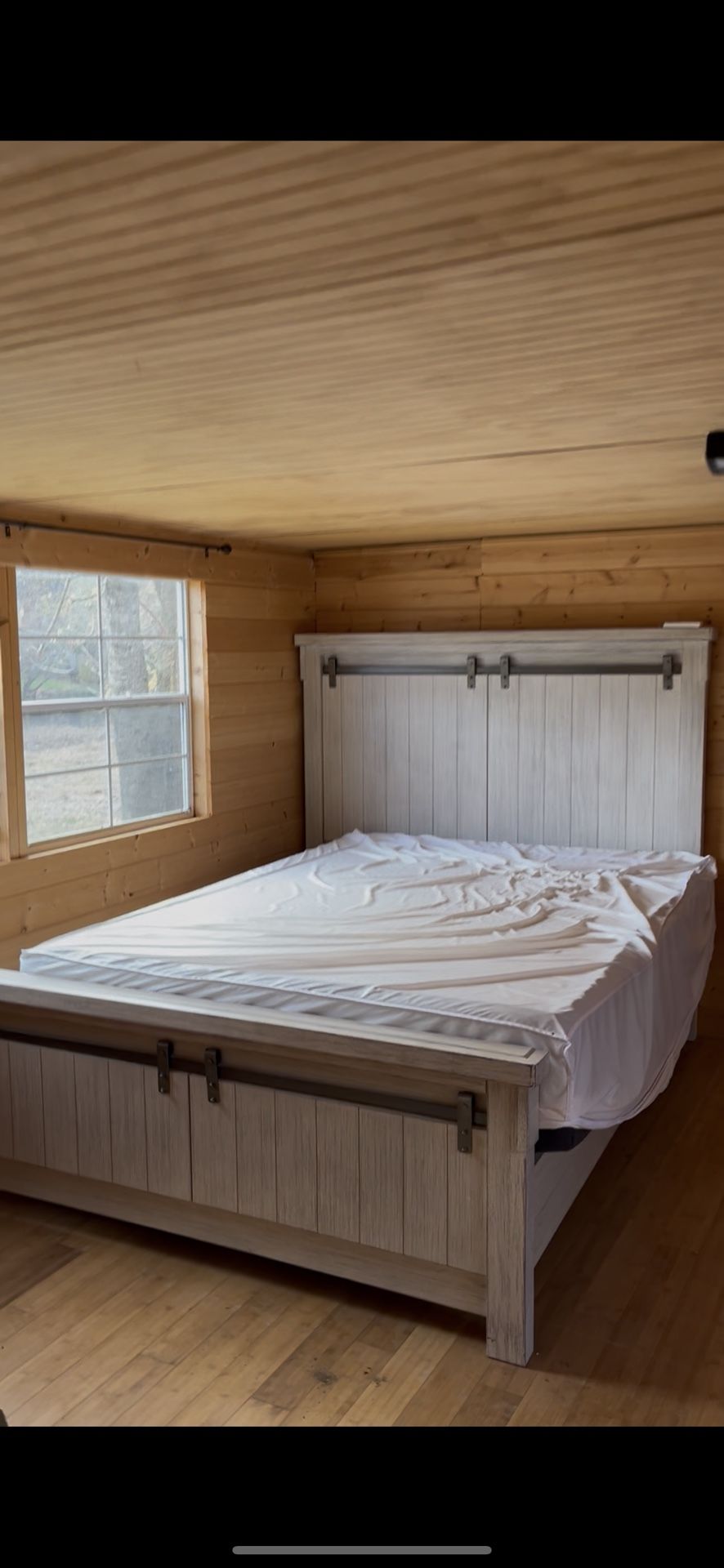 Bed Frame & Mattress