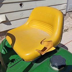 John Deer LT 155 15hp
