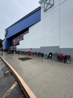 Free Chairs at Pines