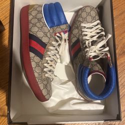 Gucci Shoes 