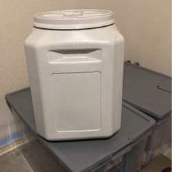 white storage bin 