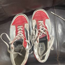 Selling These Shoes I No Longer Want For 6 Dollars .