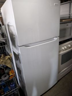 Fridge n gas stove