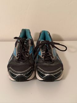 Women’s Reebok Athletic Shoes 8.5