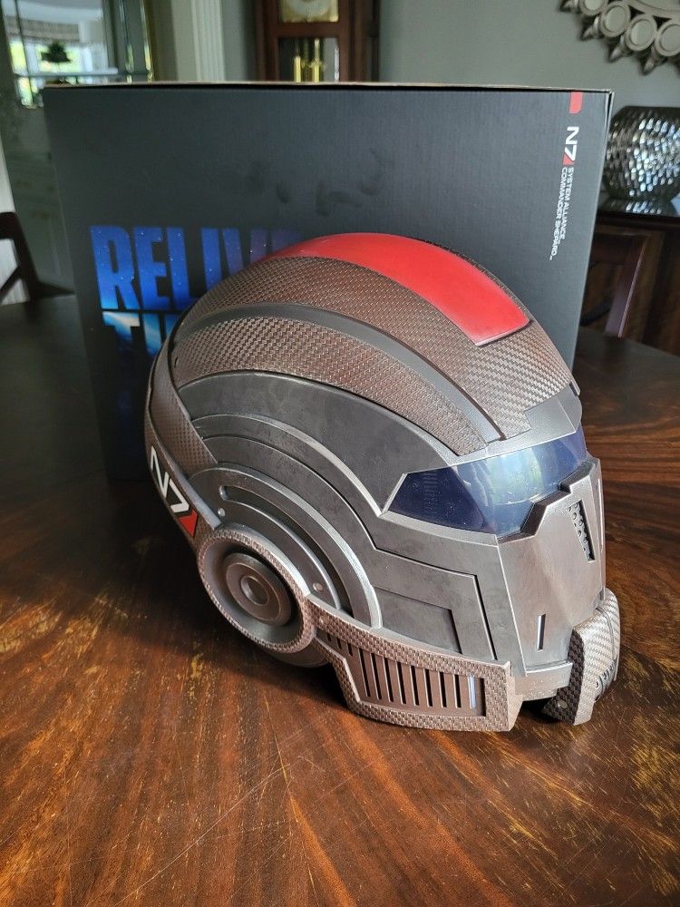 MASS EFFECT LEGENDARY CACHE