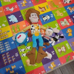 4 Plushies - Woody, Peanuts And shark