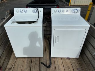 Washer and Dryer Set GE