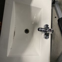 Sink Muy Buena Condicion 30 X 19