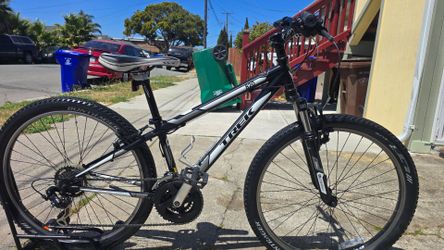 Trek Mountain Bike XSmall Size Frame
Excellent Condition