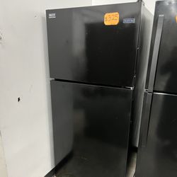Maytag 30”wide Top And Bottom Black Refrigerator In Excellent Condition 