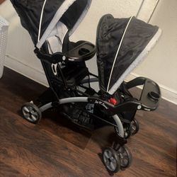 Two seat stroller 