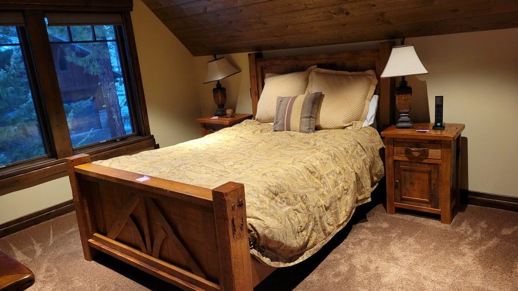 Reclaimed Barn Wood Bed Queen