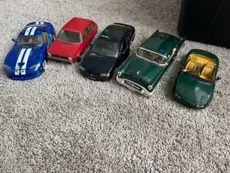 Lot of toy cars 5 of them