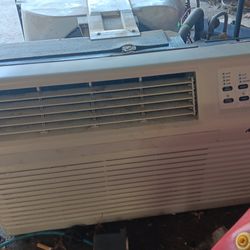 Heater and a/c unit 9000 btu's its a widow unit and it is 220 volts no casing