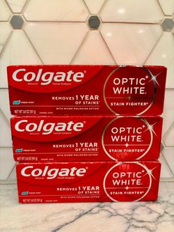 New Colgate Optic White Stain Fighter fluoride toothpaste is a fresh mint gel, 3.8 oz