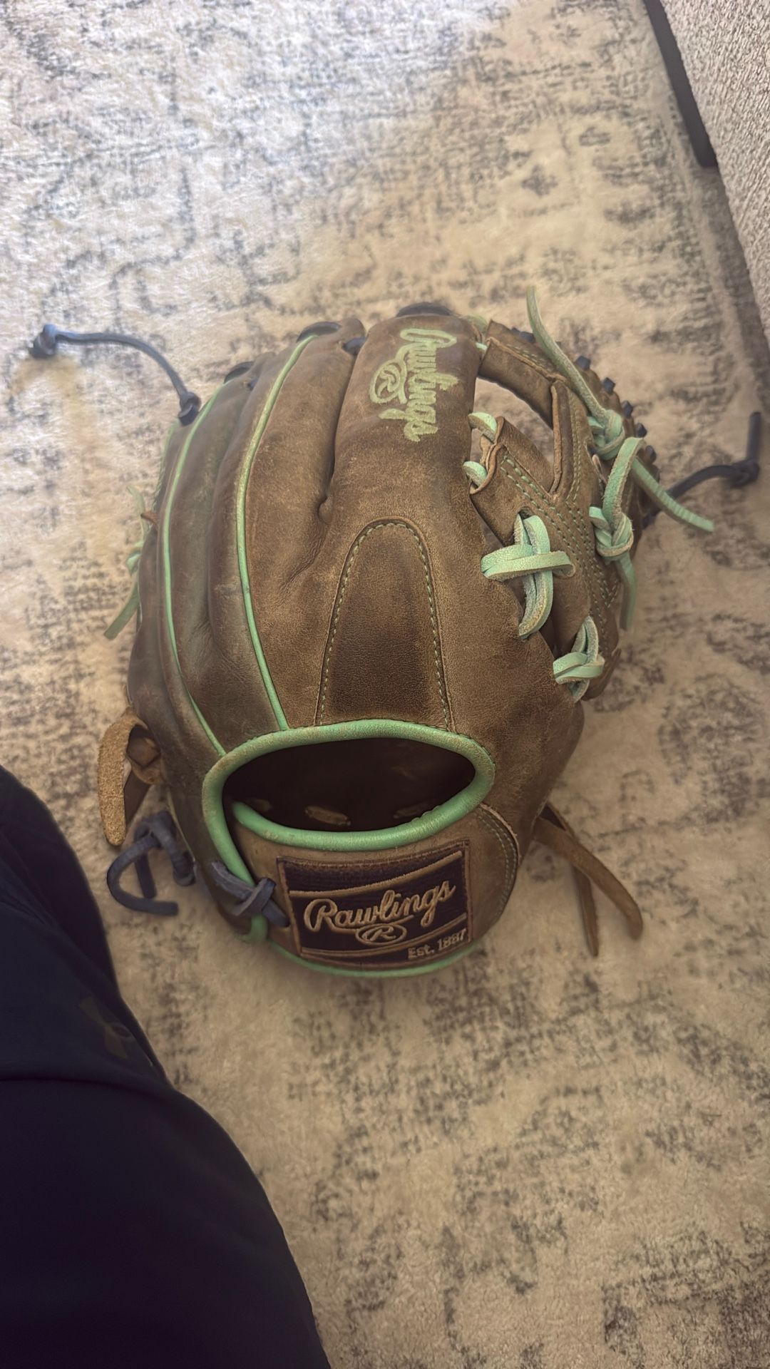 Rawlings Heart Of The Hide Glove 11.5”