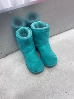 Kids Size 3 Teal Uggs