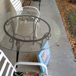 I Have A Table And 4 Chairs For Sale 