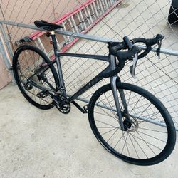 Contend AR4 Giant Road Bike