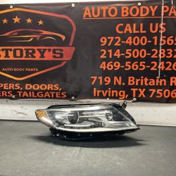 VW CC 2013-2017 RH HEADLIGHT XENON HID OEM