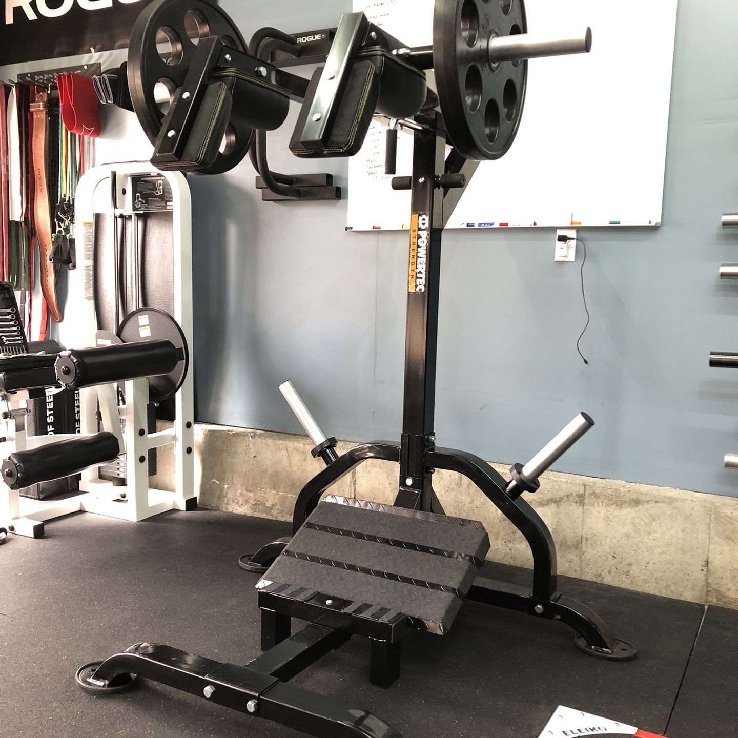 Powertec hack squat hotsell