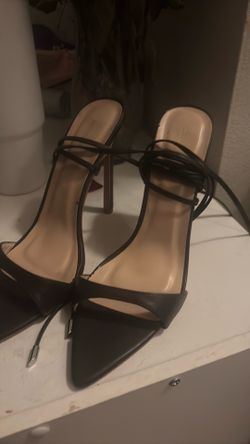 Pretty little thing heels, size 6