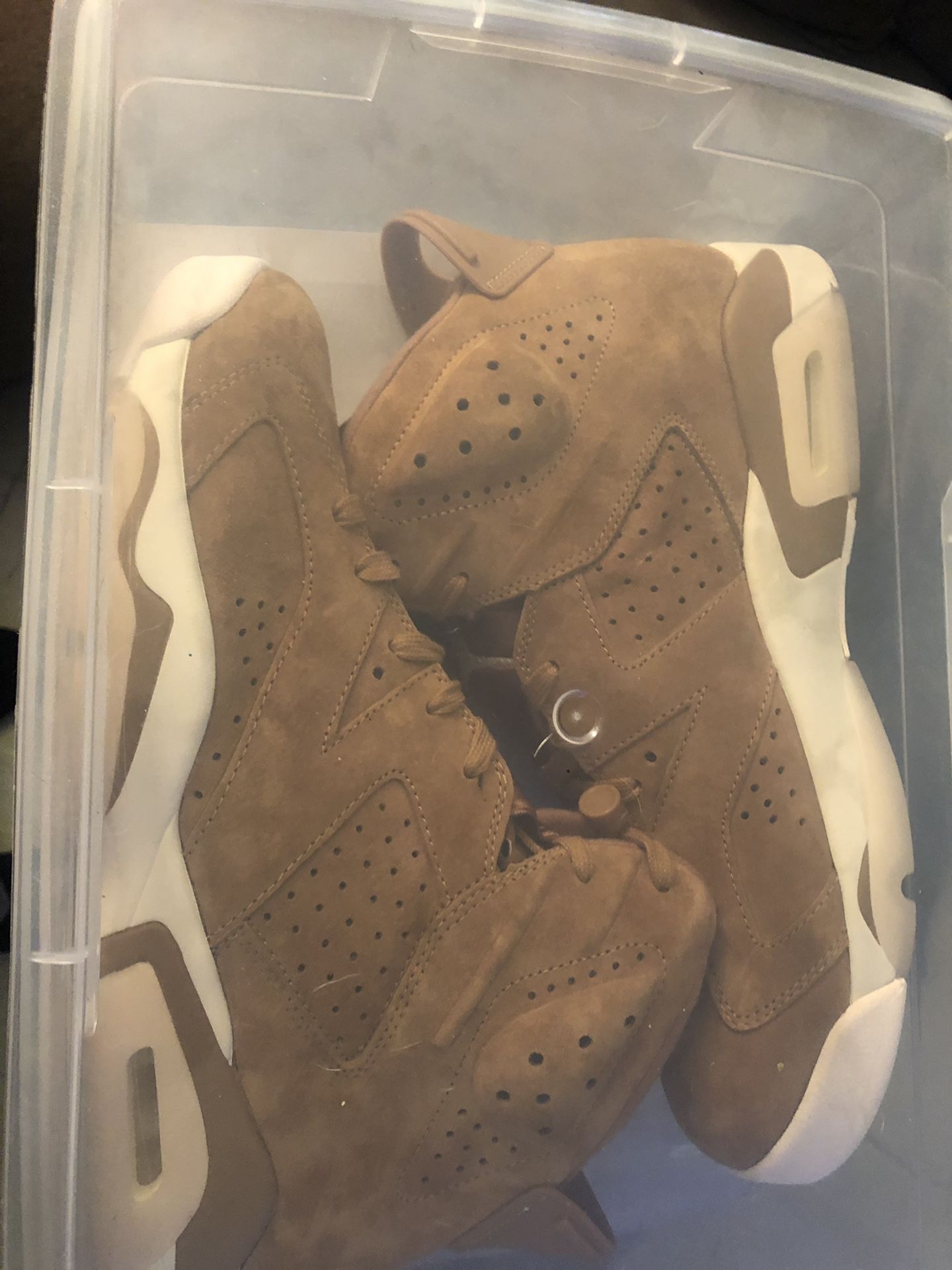 brand new wheat 6s sz 10.5