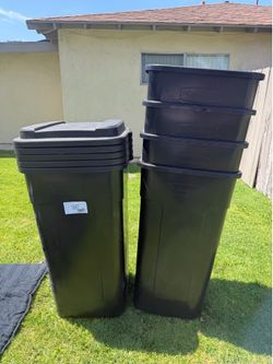 Rubbermaid 50 Gallon Trash Can