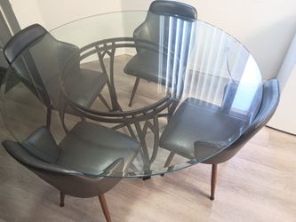 Dinning table