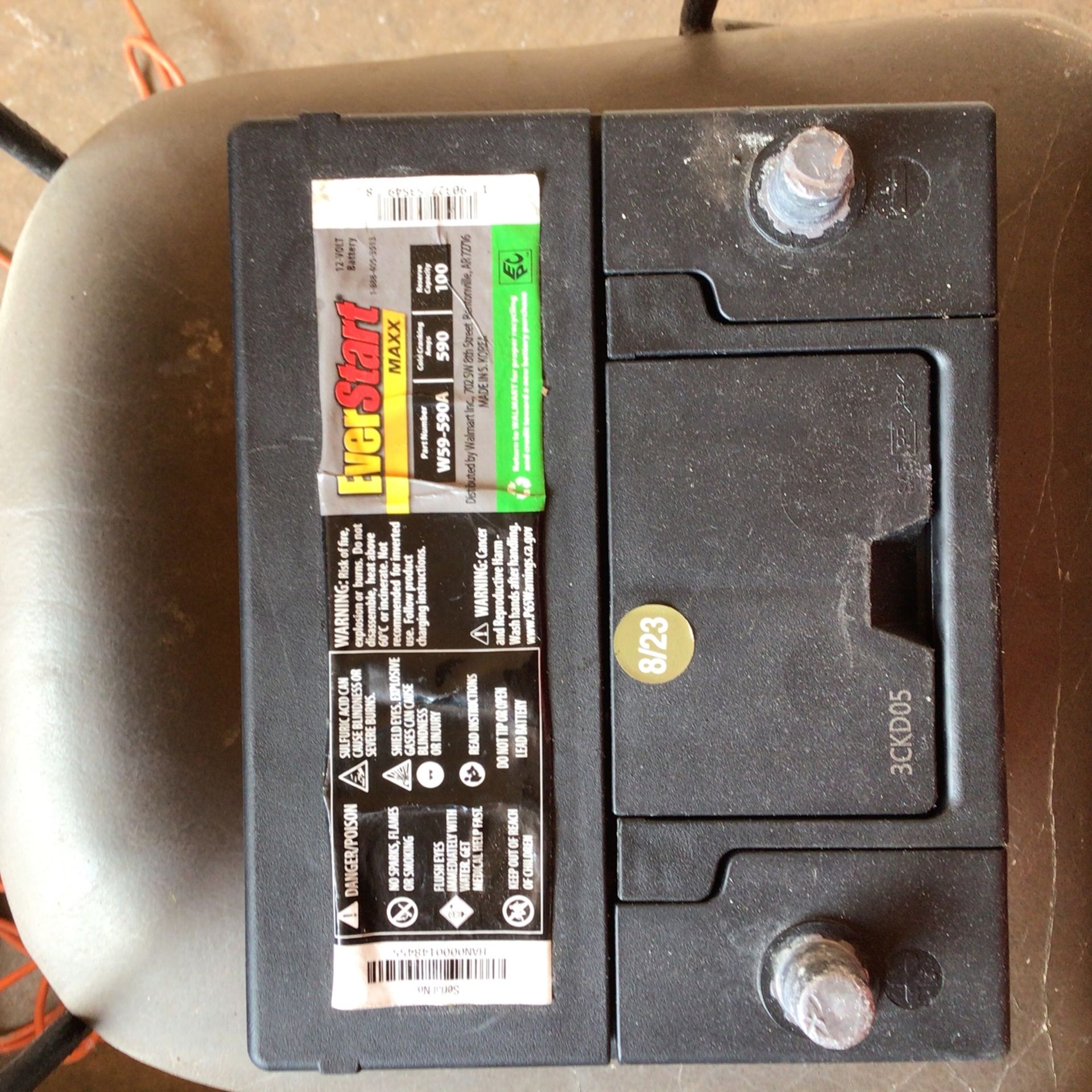 EverStart Maxx Car Battery. 590 CCA