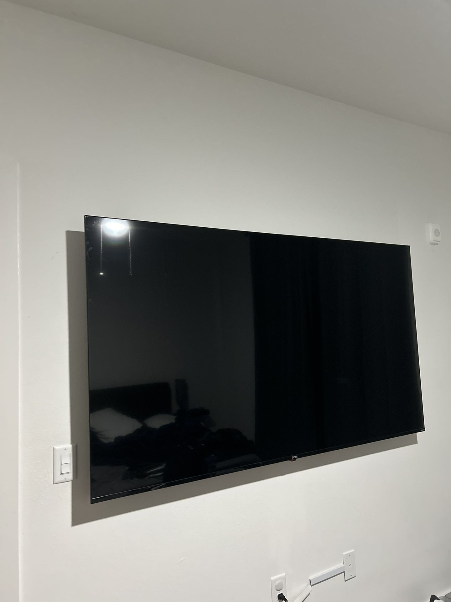 65” ONN TV 