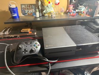Xbox one w controller and cables