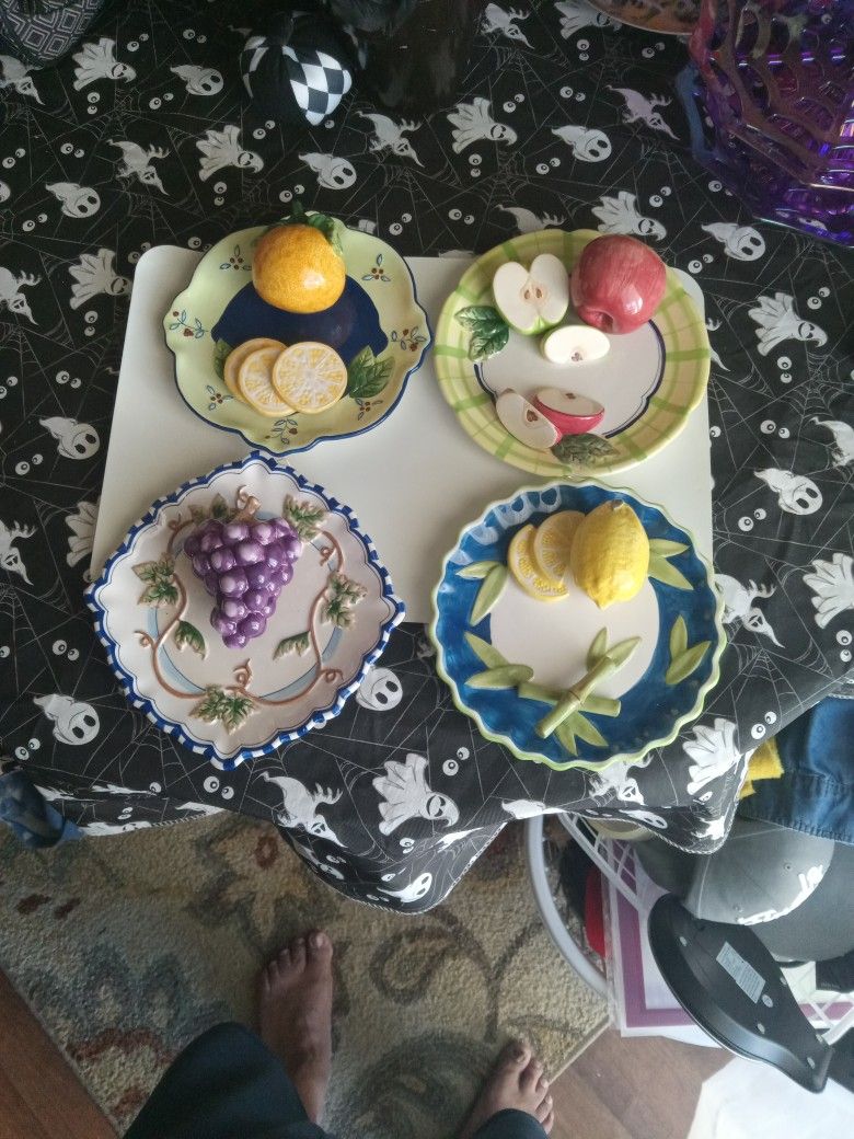 3-D Fruit Plates