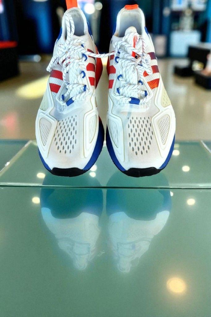 Adidas Unisex  ZX 2K Boost FX 9519 Running Shoes