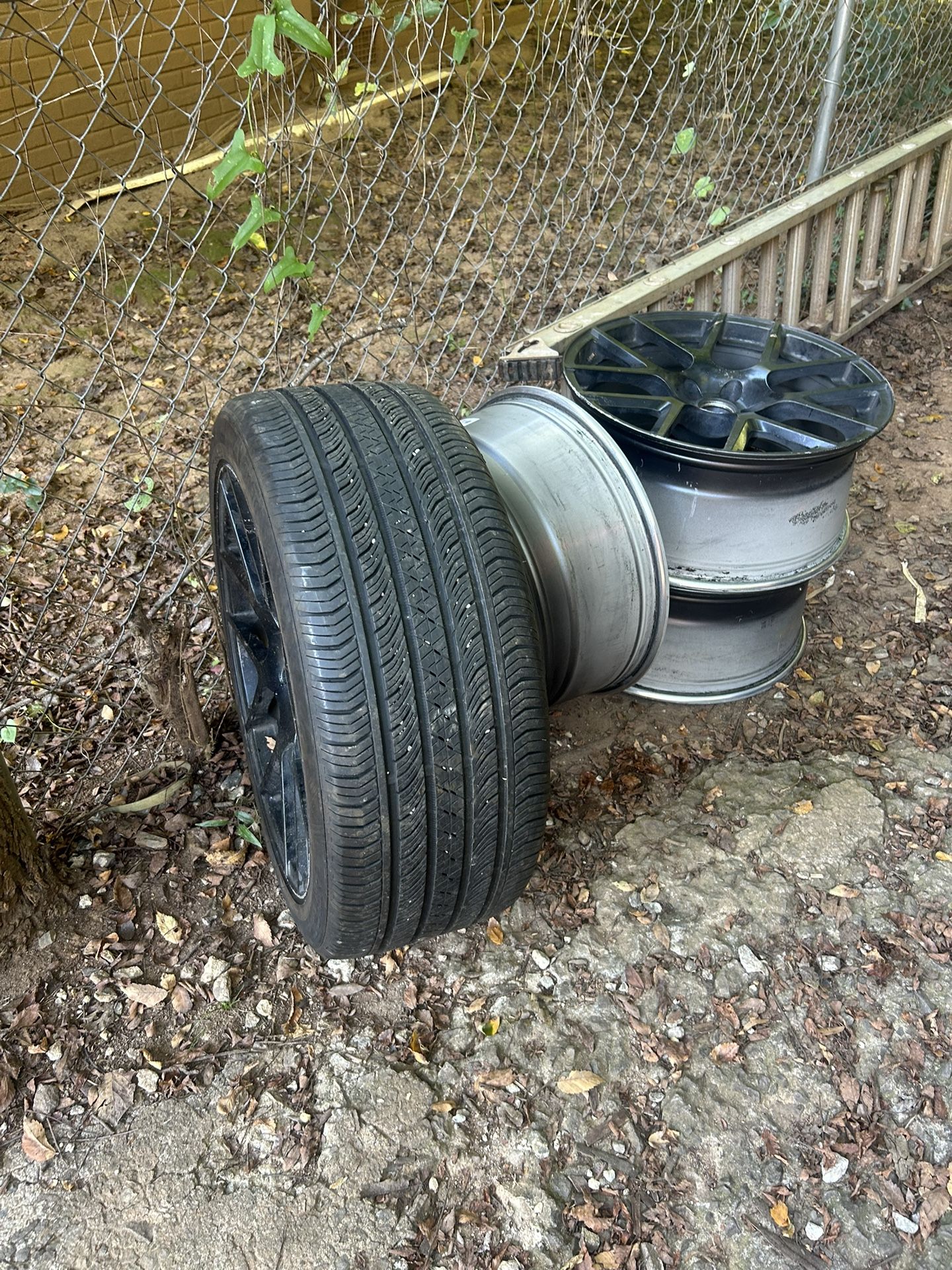 4 dodge challenger rims