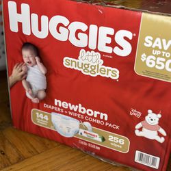 Newborn Pampers By Huggies 