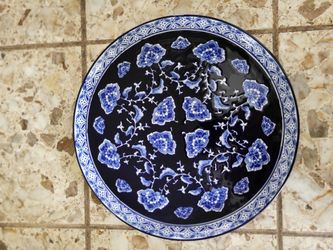 Beaitiful Ceramic Plate Apx 13" Wide, Serving Plate 