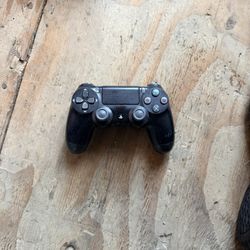 PS4 Controller 