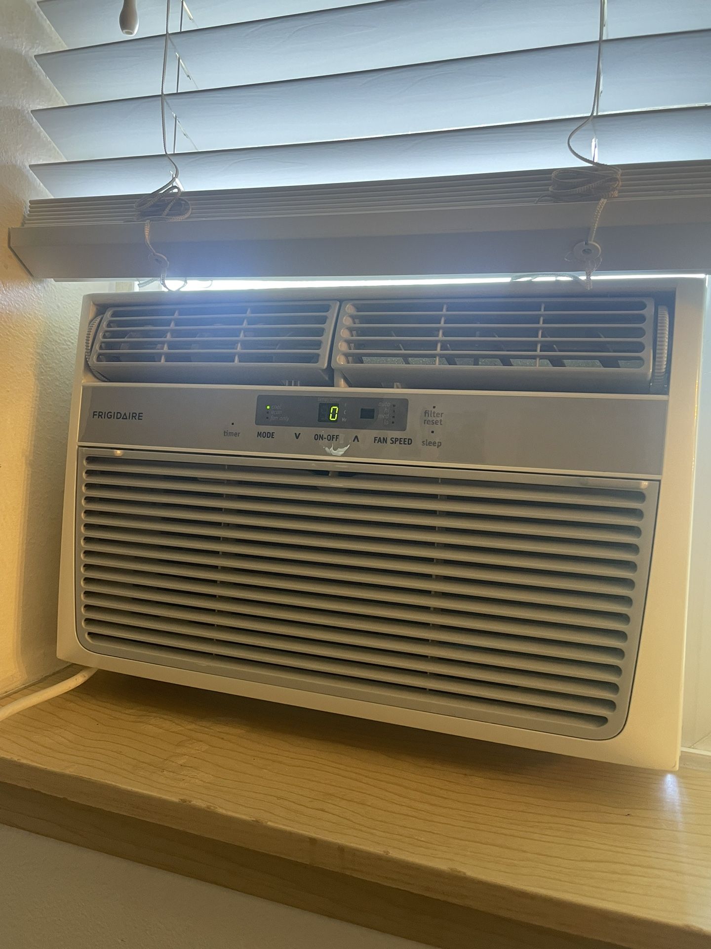 Frigidaire Window Air Conditioner 6,000 BTU