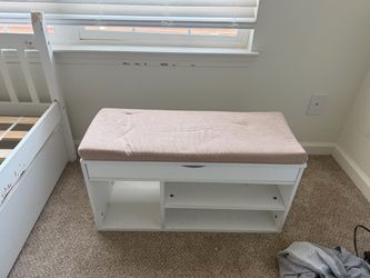 Shoe bench