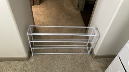 Shoe rack