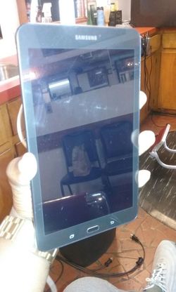 Samsung Galaxy tab E