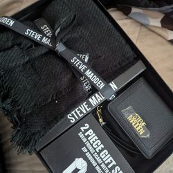 Scarf And Wallet Gift Set
