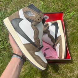 Air Jordan 1 Travis Scott High Mocha