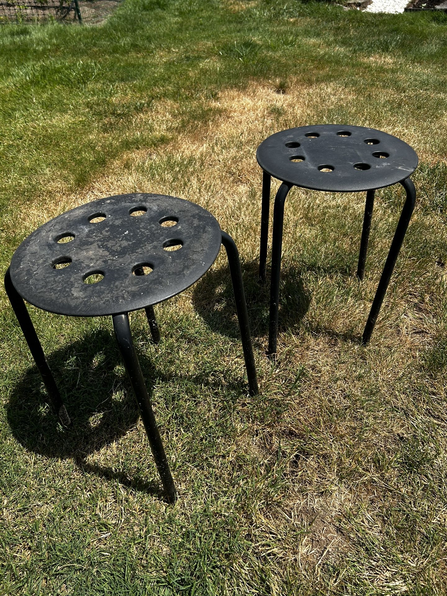 Free Plant Stands & Can