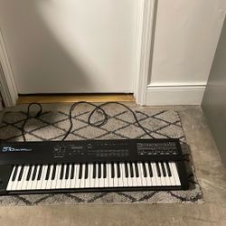 Roland D-10 Synthesizer