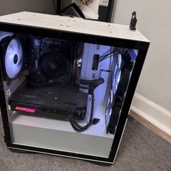 Gaming PC (Play Games Like Call Of duty, Apex Legends, Valorant, And More)