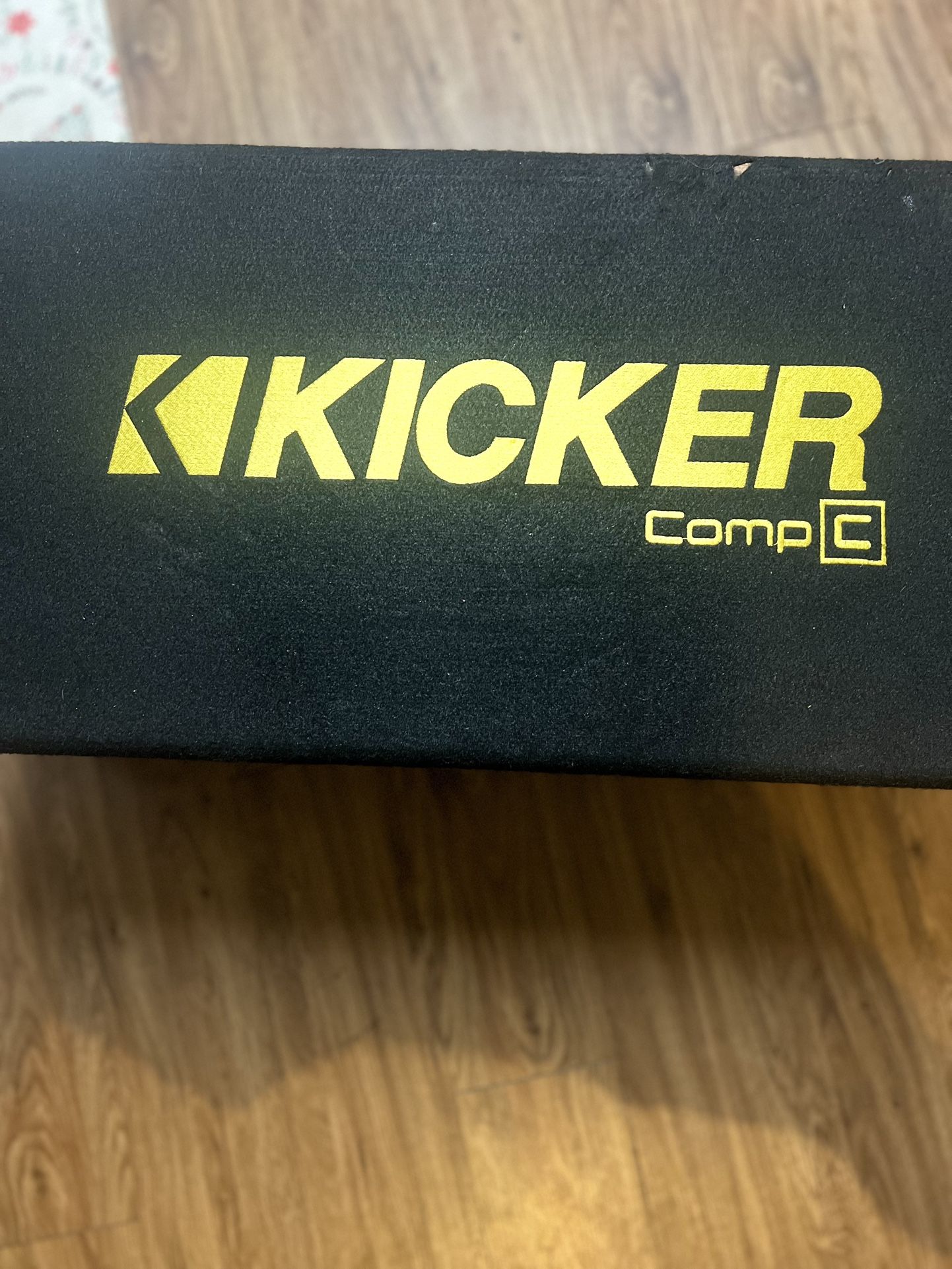 12” Kicker CompC