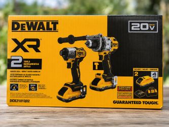 DEWALT 20V MAX Lithium-Ion Cordless 2-Tool Combo Kit with (2) 4.0 Ah Batteries, Charger and Kit Bag